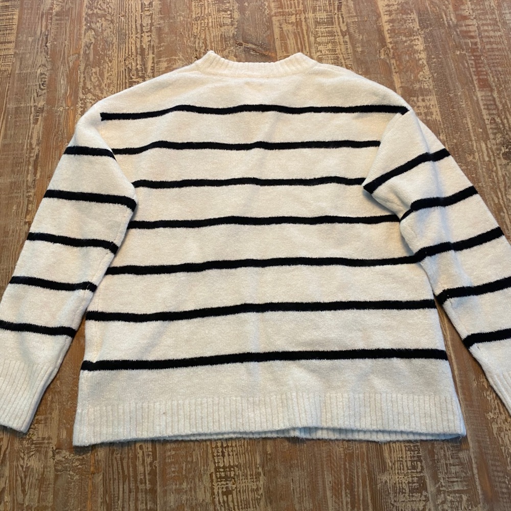 Zara Kids Striped Floral Accent Sweater Women’s XS - Picture 5 of 5